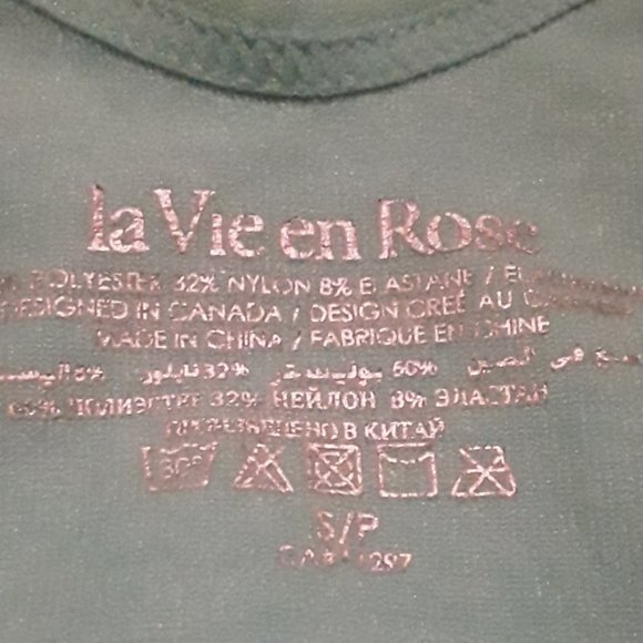 🌟 3/$10 🌟 La Vie En Rose cropped tank- Size S, Aqua - Picture 5 of 5